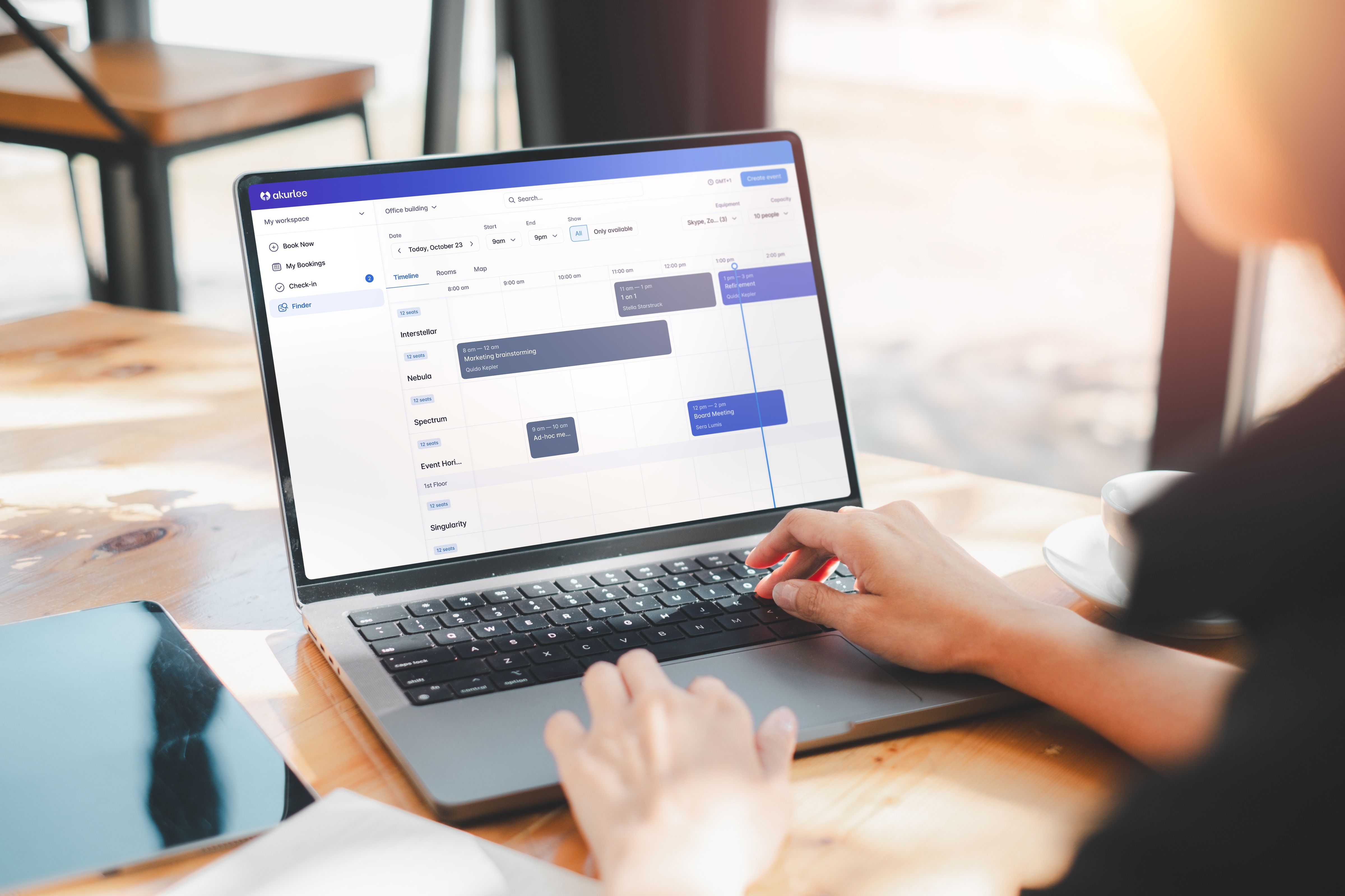 Akurlee workplace app for desktop and laptop